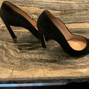 Stewart Weizman black suede pumps size 6